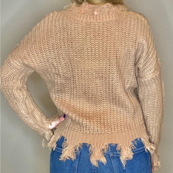 NWOT Fashion Nove V-neck sweater - Picture 5 of 10